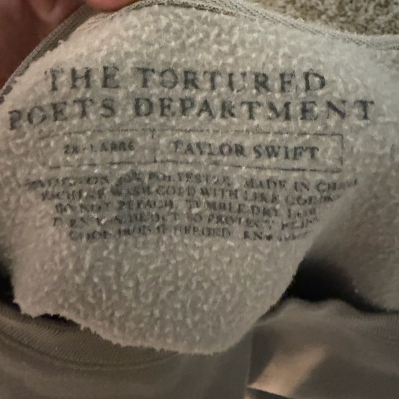 Taylor Swift The Tourtured Poets Department TTPD Crewneck Sweatshirt - Picture 7 of 7